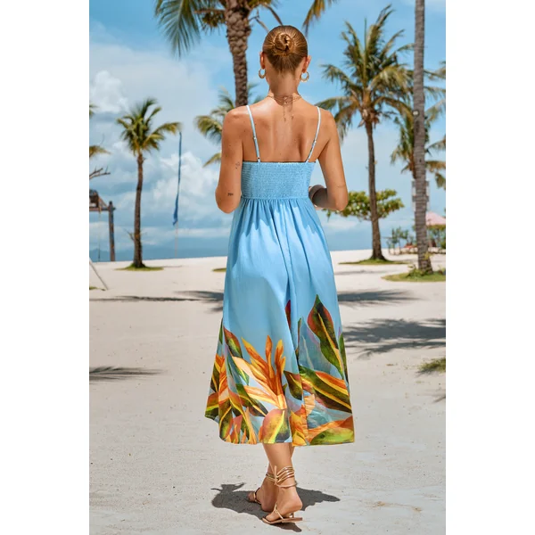 Robe longue bleue florale col carré