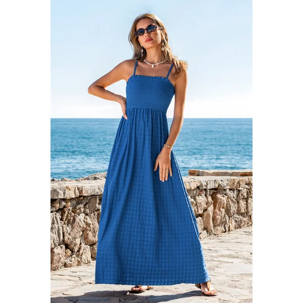 Robe longue bleue tissée col carré sans manches
