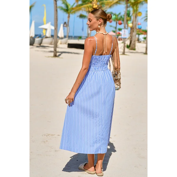 Robe longue bleue à rayures col scoop