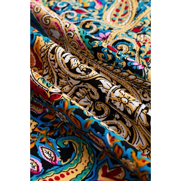 Robe longue bohème à col plongeant et motif paisley