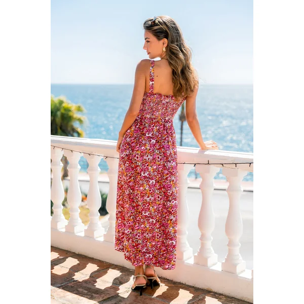 Robe longue fleurie à l’esprit printanier