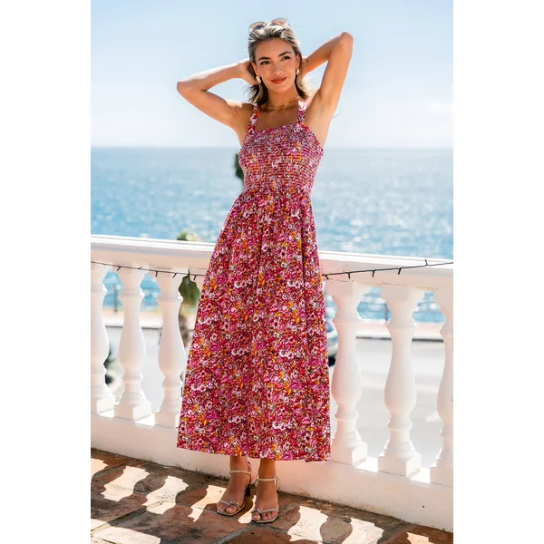 Robe longue fleurie à l’esprit printanier