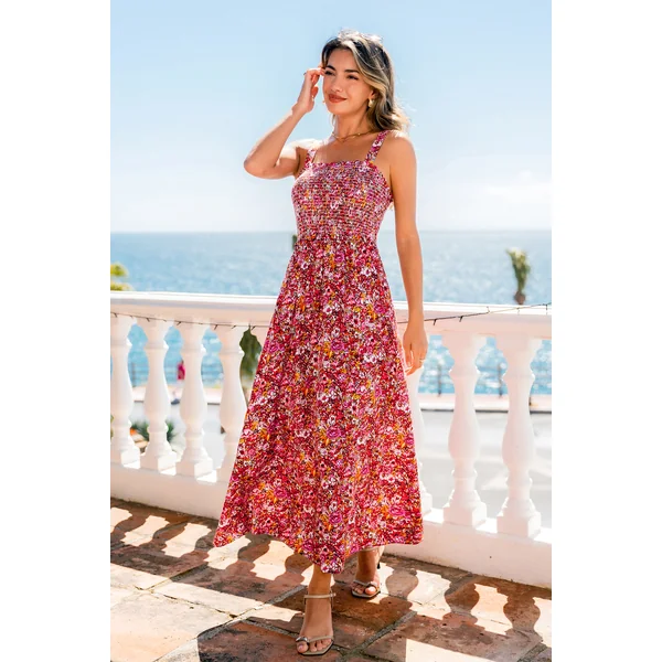 Robe longue fleurie à l’esprit printanier