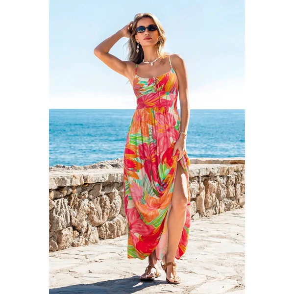 Robe longue florale à l’inspiration hibiscus