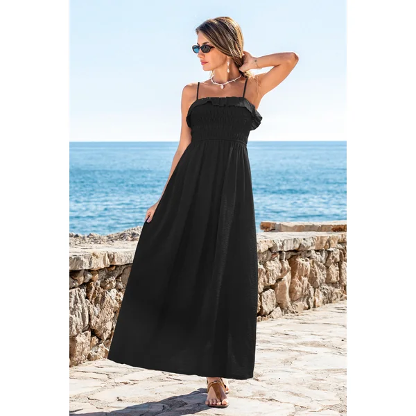 Robe longue noire tissée smockée col carré