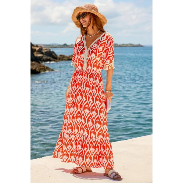 Robe longue ornée manches courtes