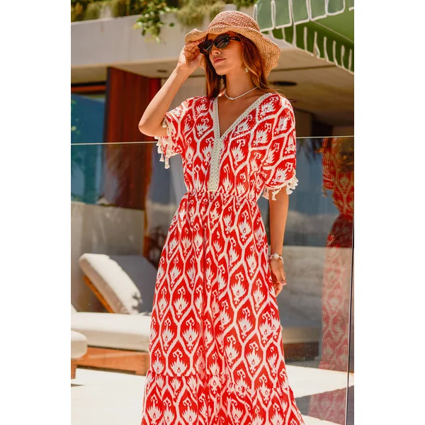 Robe longue ornée manches courtes
