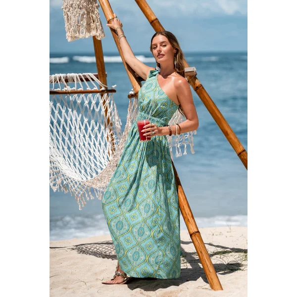 Robe longue ornée à l’allure aérienne