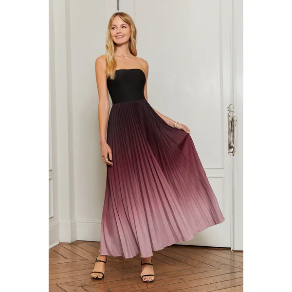 Robe longue plissée sans bretelles rouge et ombrée
