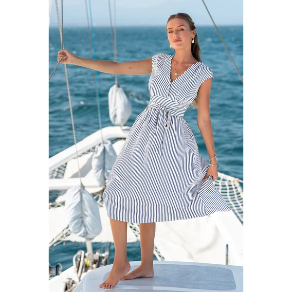 Robe longue rayée col V