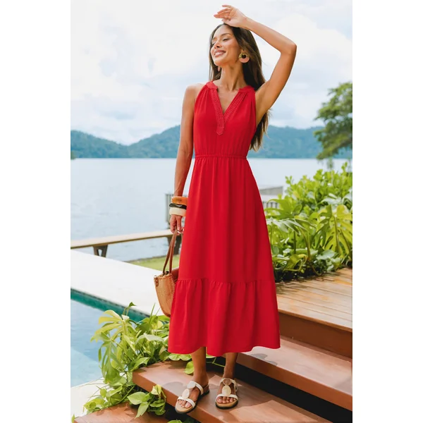 Robe longue rouge col cranté