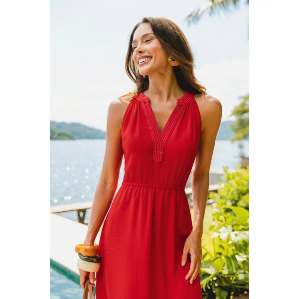 Robe longue rouge col cranté
