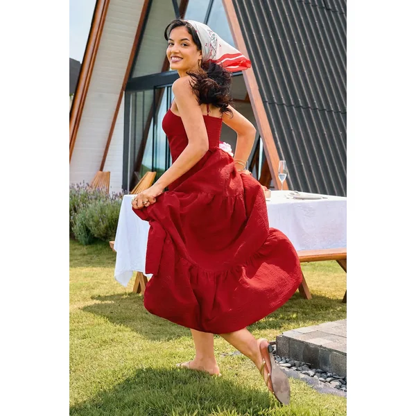 Robe longue tissée rouge col cœur