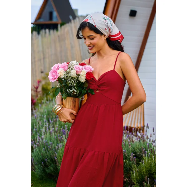 Robe longue tissée rouge col cœur