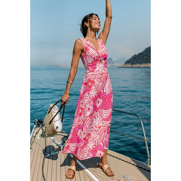 Robe longue tropicale aux teintes artistiques