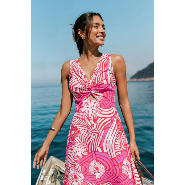Robe longue tropicale aux teintes artistiques
