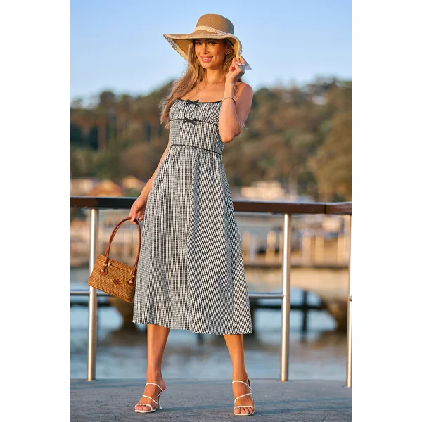 Robe longue à carreaux col scoop