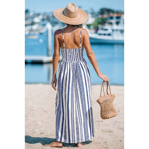 Robe longue à motif géométrique au style affirmé