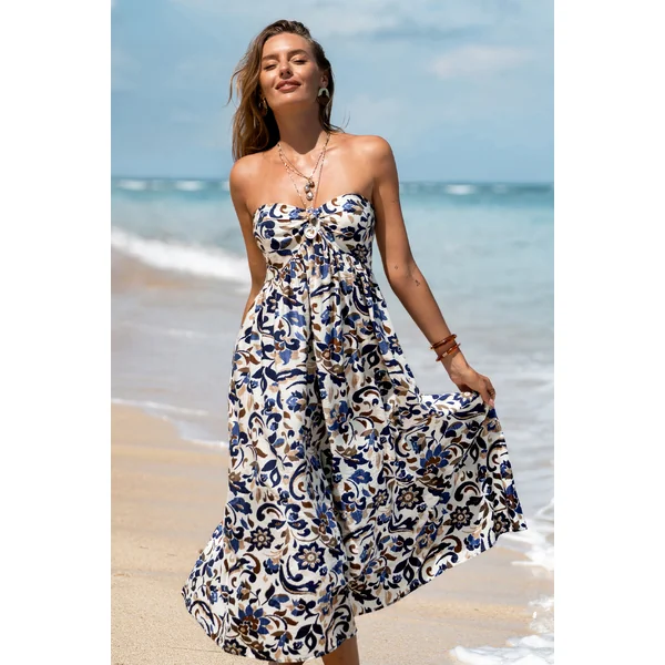 Robe midi fleurie pour les soirées chaleureuses