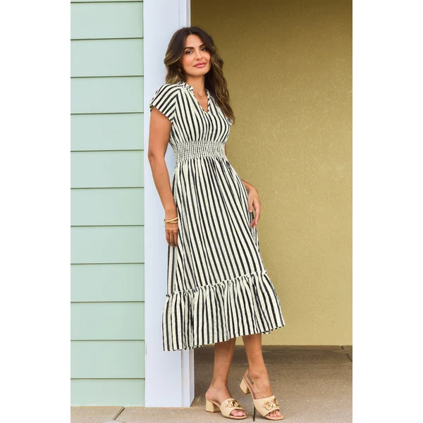 Robe midi noire à rayures aux teintes coucher de soleil