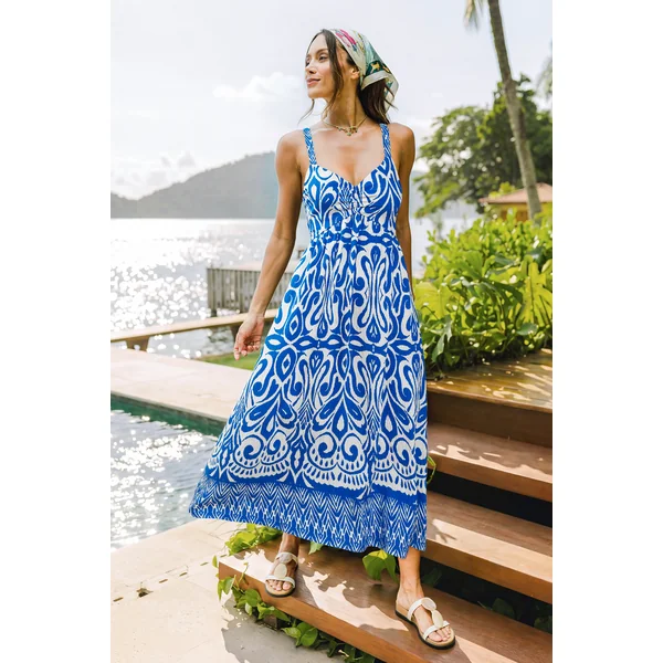 Robe midi à motif abstrait au style moderne