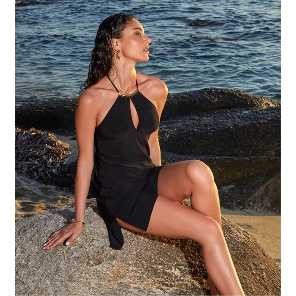 Robe noire Pure Élégance