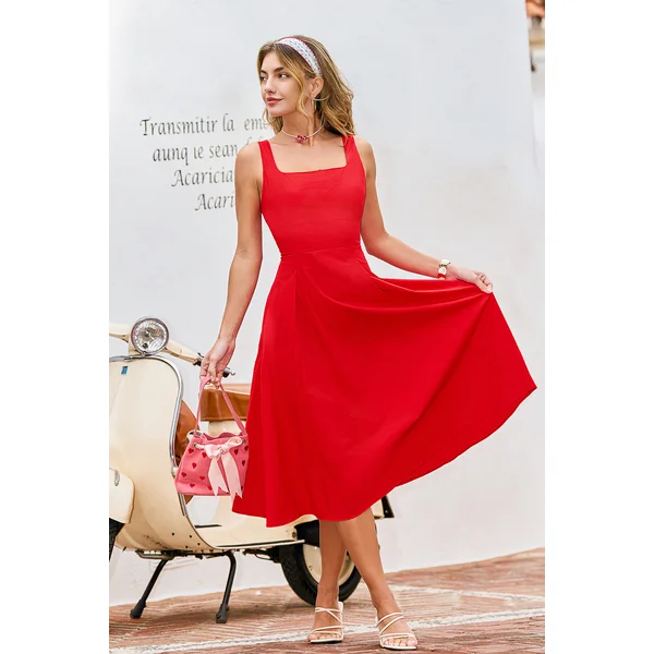 Robe rouge col carré sans manches