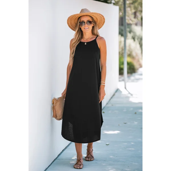 Robe à bretelles maxi fluide avec col scoop
