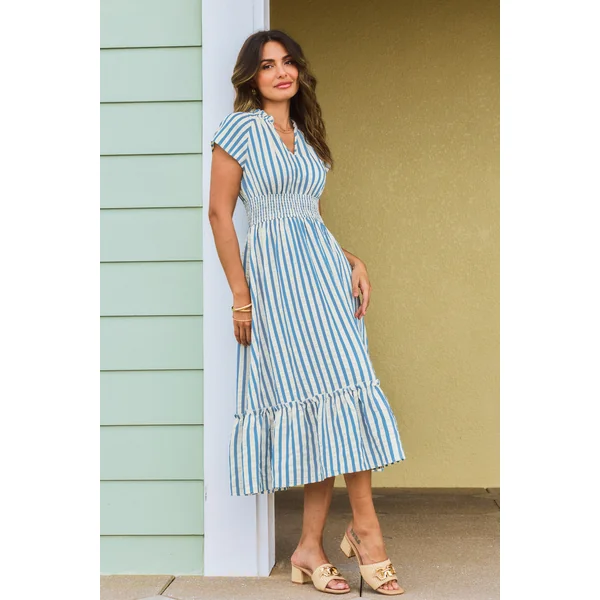 Robe à rayures taille smockée