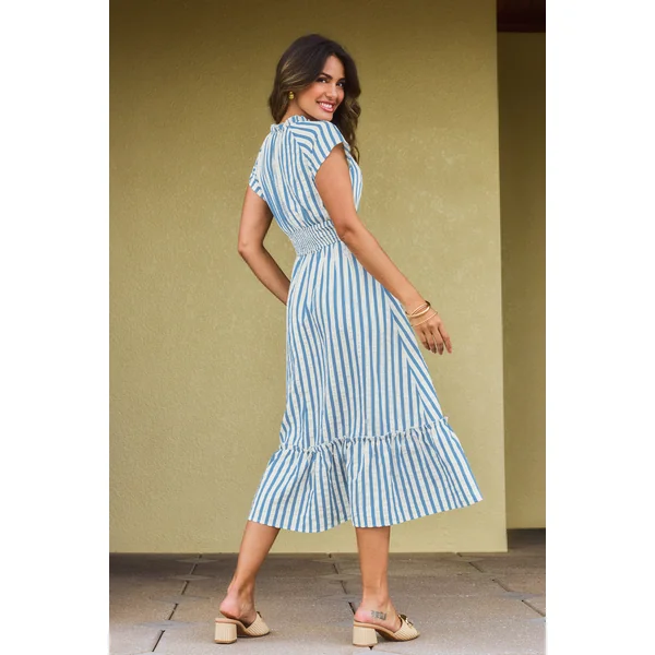Robe à rayures taille smockée