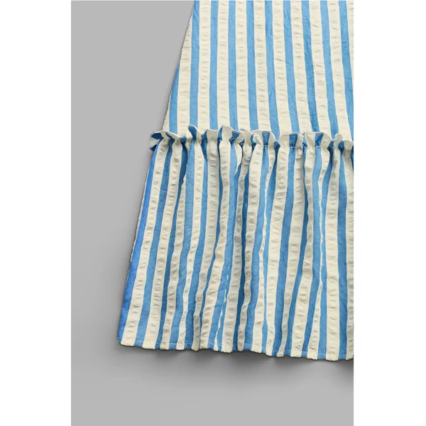 Robe à rayures taille smockée