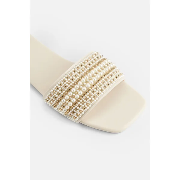 Sandales blanches perles fantaisie