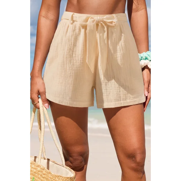 Short beige nouer à la taille