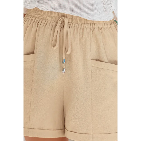 Short beige à poche