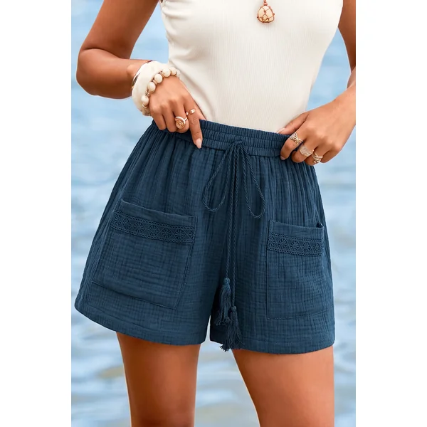 Short bleu frais et naturel de printemps