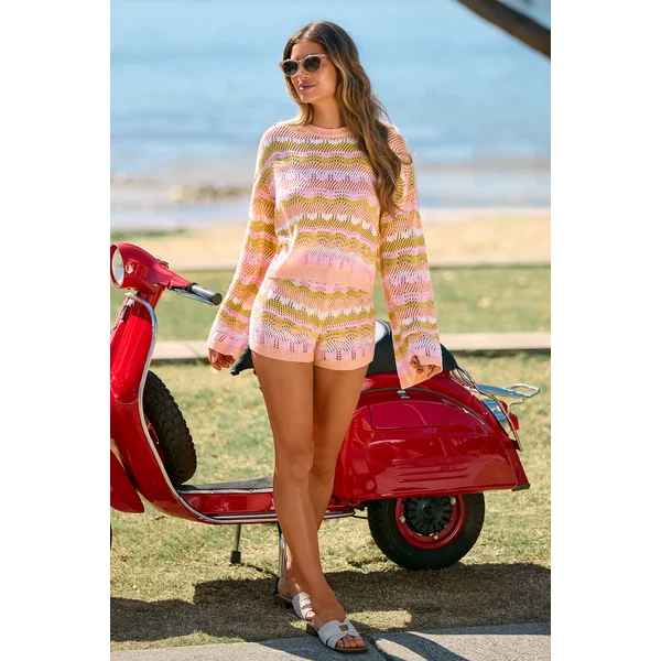 Short cover up jambe droite