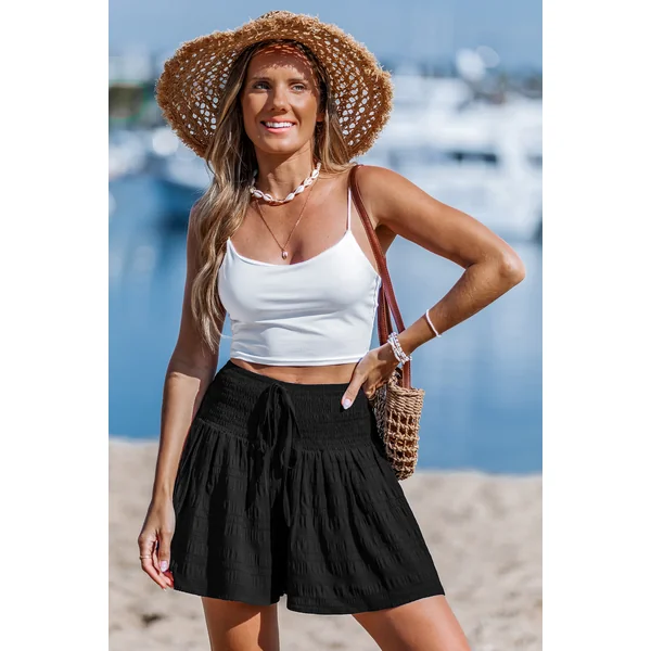 Short cover up noir jambe large