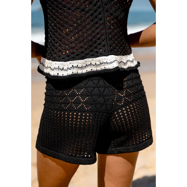 Short cover up noir à cordon