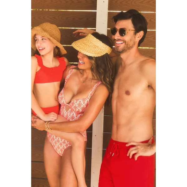 Short de plage rouge à cordon