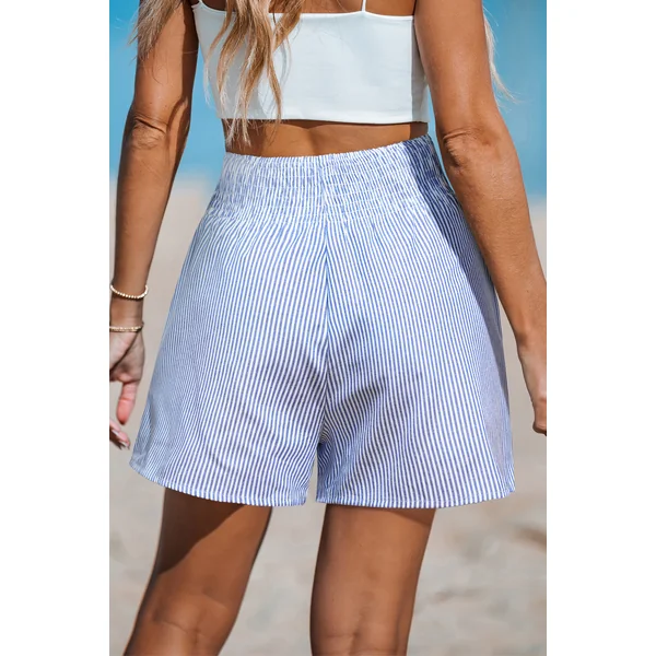 Short rayé taille smockée