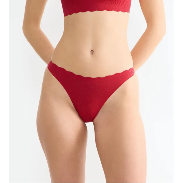 String rouge en dentelle extensible Zero Feel Bliss Shangai Red