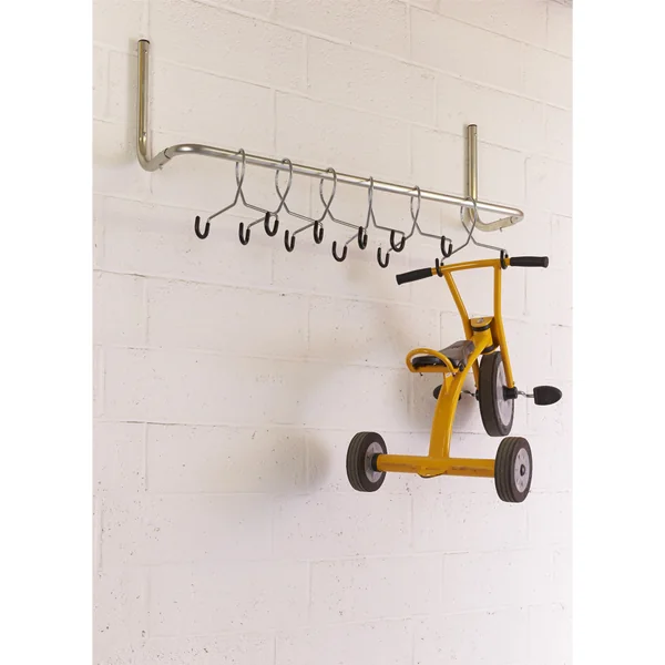Support mural trottinettes et tricycles Mottez