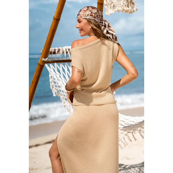 Top beige à l’allure naturelle