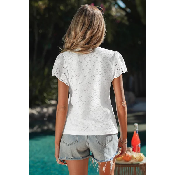 Top blanc col V manches flottantes