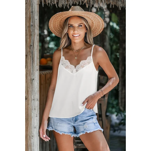 Top blanc ganiture en dentelle
