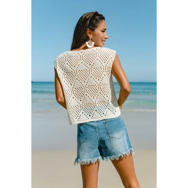 Top cover up beige doux et décontracté