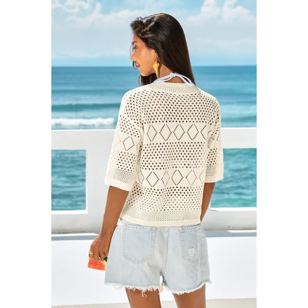 Top cover up beige à l’allure ensoleillée