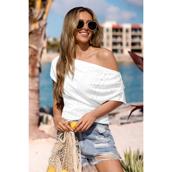 Top de plage blanc col asymétrique manches courtes
