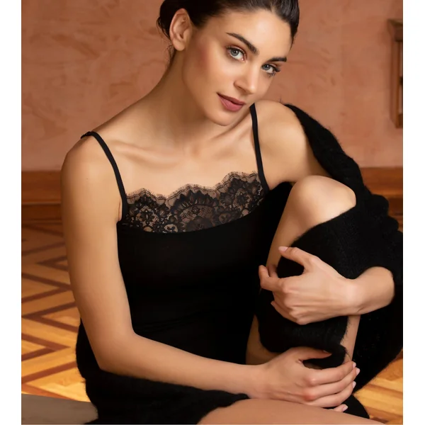 Top en laine et soie PLAISIR CARESSE noir
