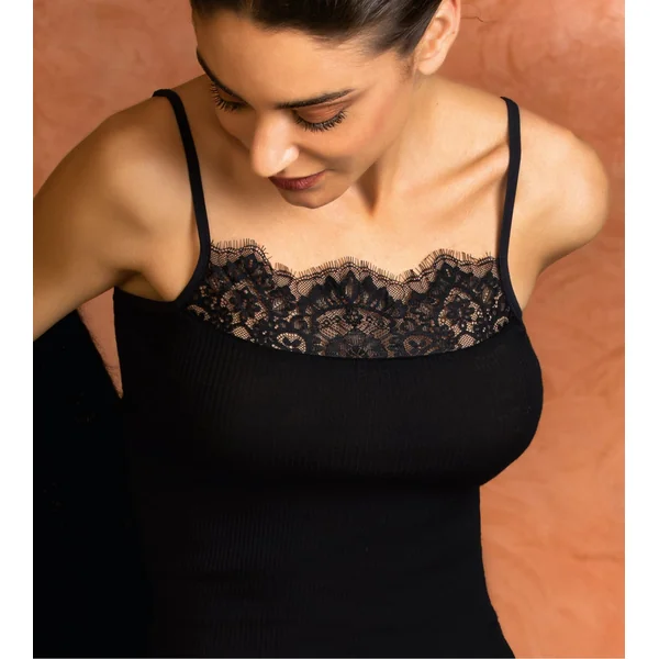 Top en laine et soie PLAISIR CARESSE noir